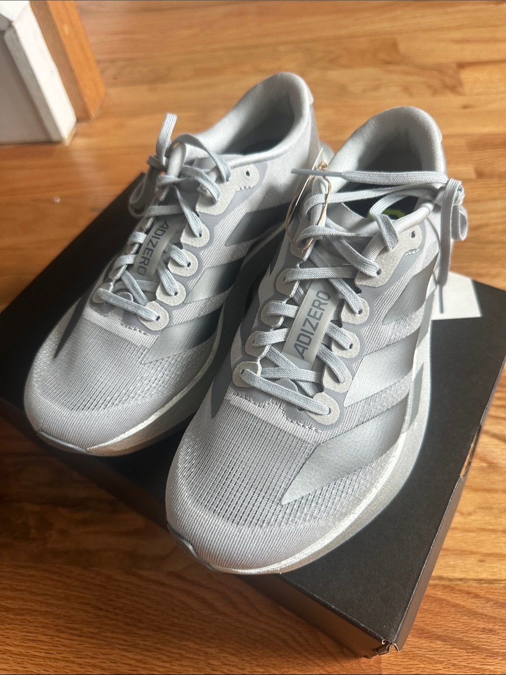 adidas Adizero Evo SL
Silver Metallic (GS)